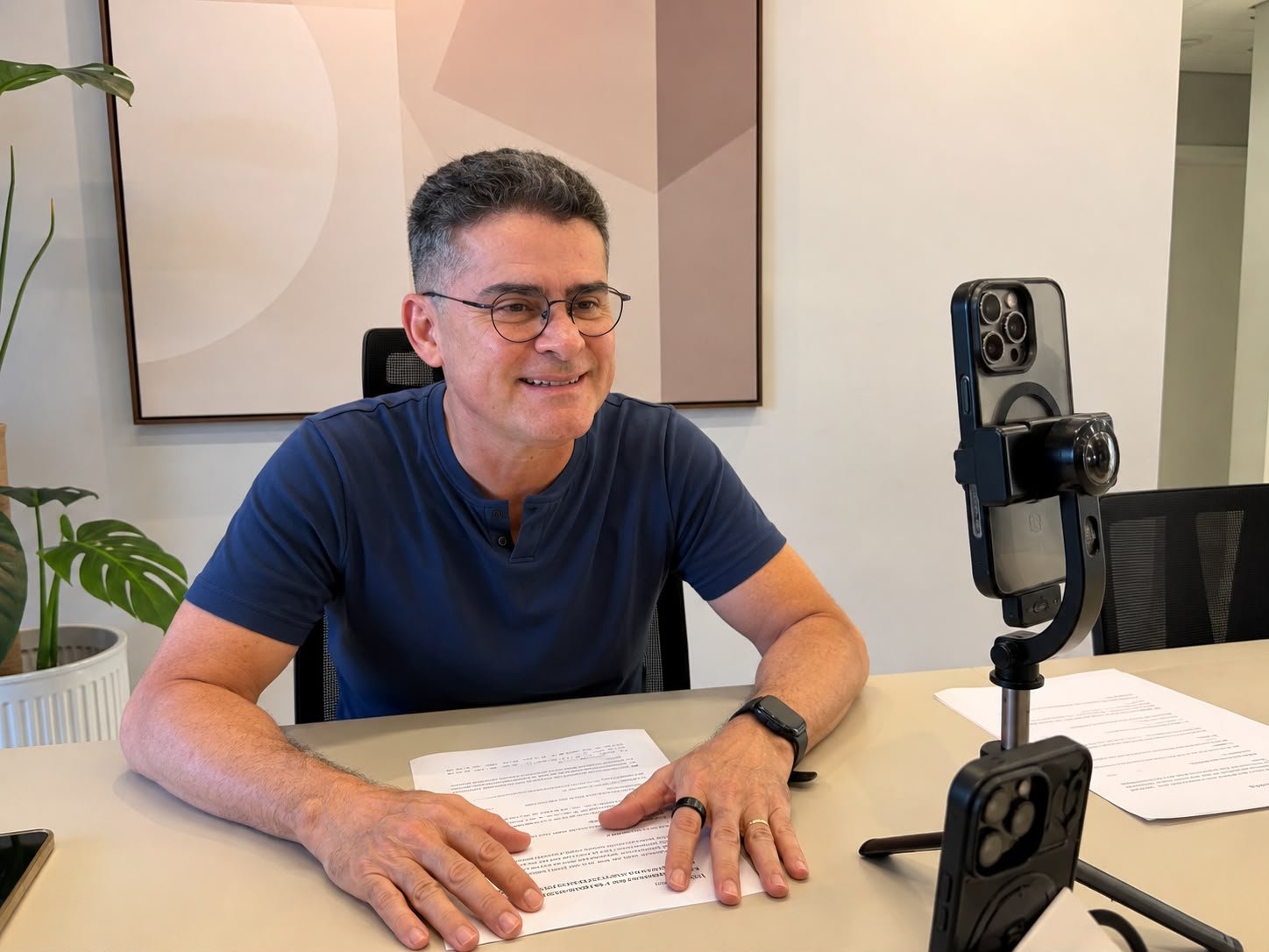 David Almeida propõe expandir programas sociais no Amazonas