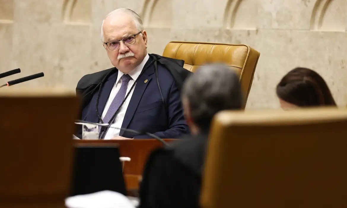 Crise no STF se intensifica após decisões sobre comando da Polícia Federal