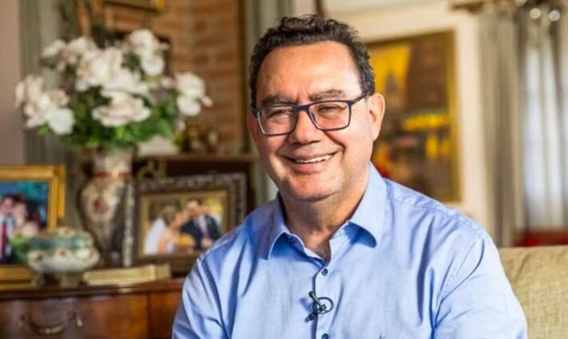 Cury propõe idade mínima de 50 anos para ministros do Supremo