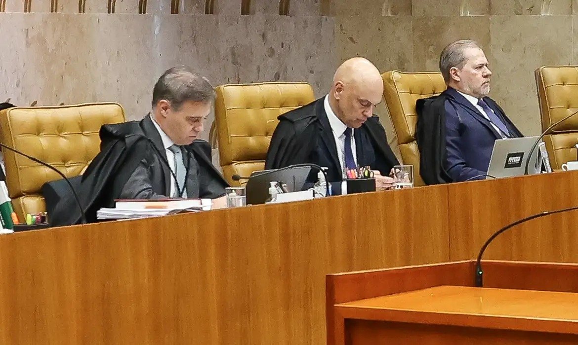 Disputa entre Mendonça e Moraes tem novo capítulo no STF