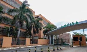 Anvisa alerta para medicamentos injetáveis vendidos sem controle sanitário