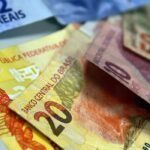 Famílias comprometem 28,7% da renda com pagamento de dívidas