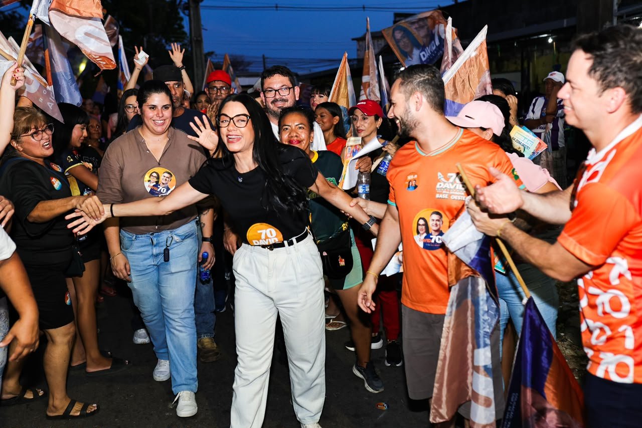 Shádia reúne apoiadores no Manauara I, em Manaus