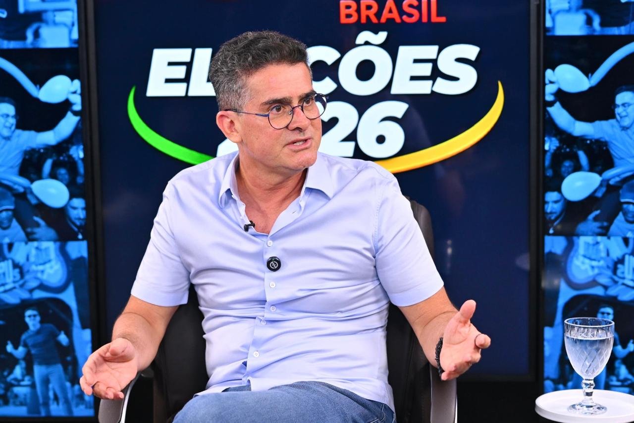 David questiona cassino no Tropical em meio ao debate das bets